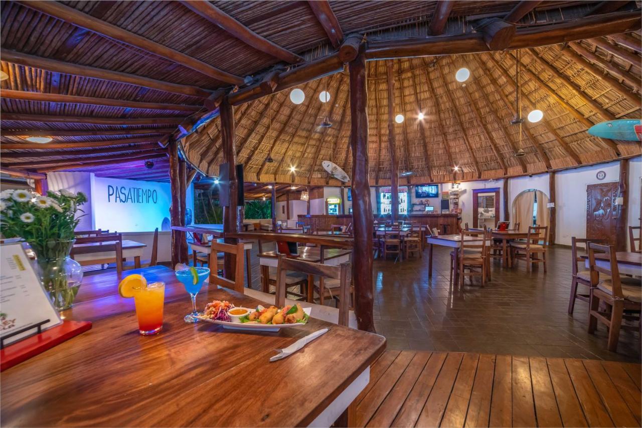 Hotel Pasatiempo Tamarindo Esterno foto
