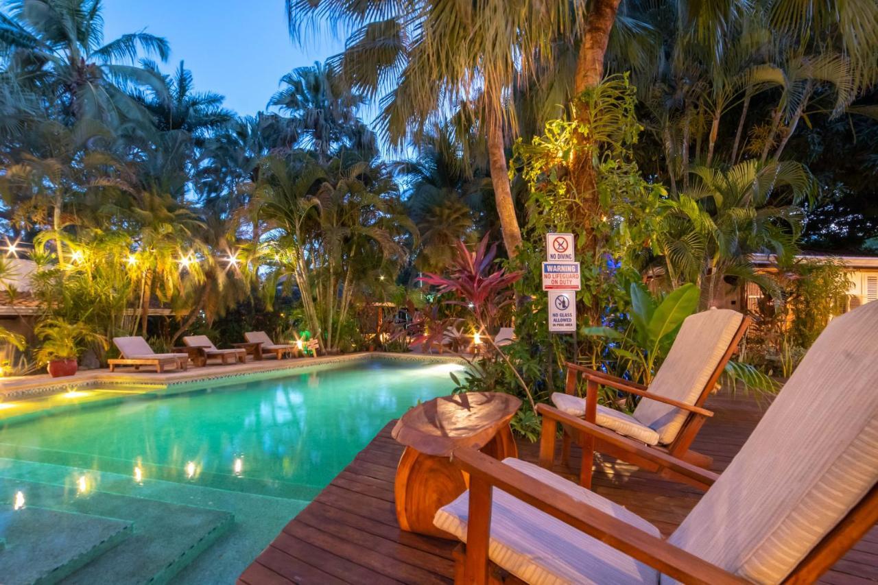 Hotel Pasatiempo Tamarindo Esterno foto