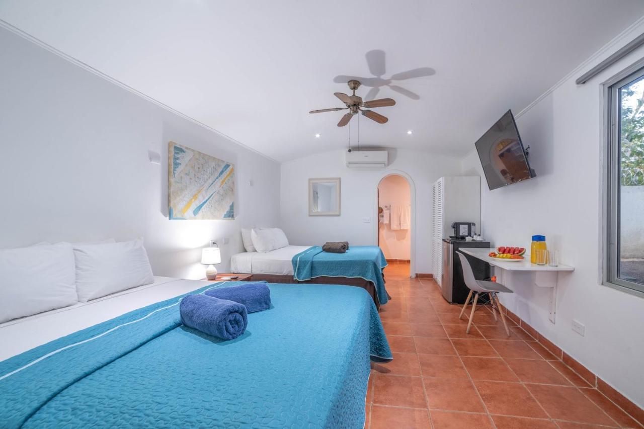 Hotel Pasatiempo Tamarindo Esterno foto