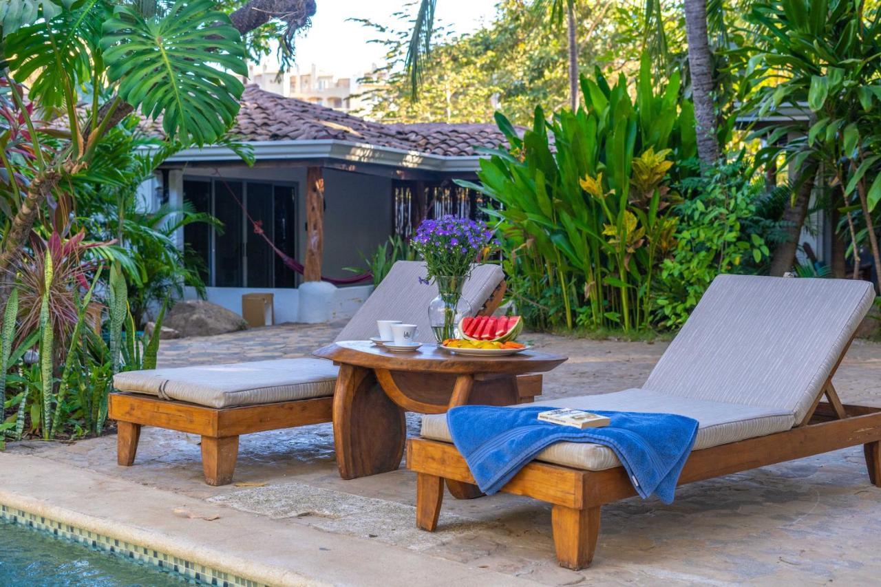 Hotel Pasatiempo Tamarindo Esterno foto
